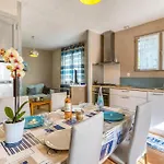Holiday home 2 Bedroom Beautiful In